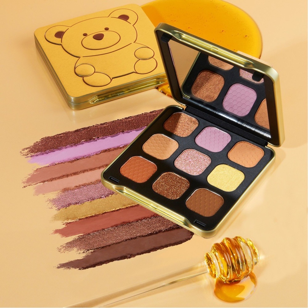 I Heart Revolution Honey Bear Shadow Palette Gold Tin